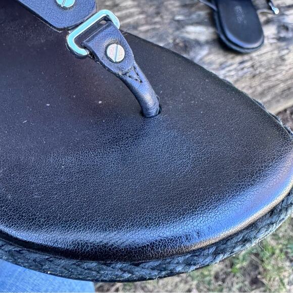 MICHAEL Michael Kors Darci Flat Sandals Black Leather Size 6 M - Picture 9 of 9